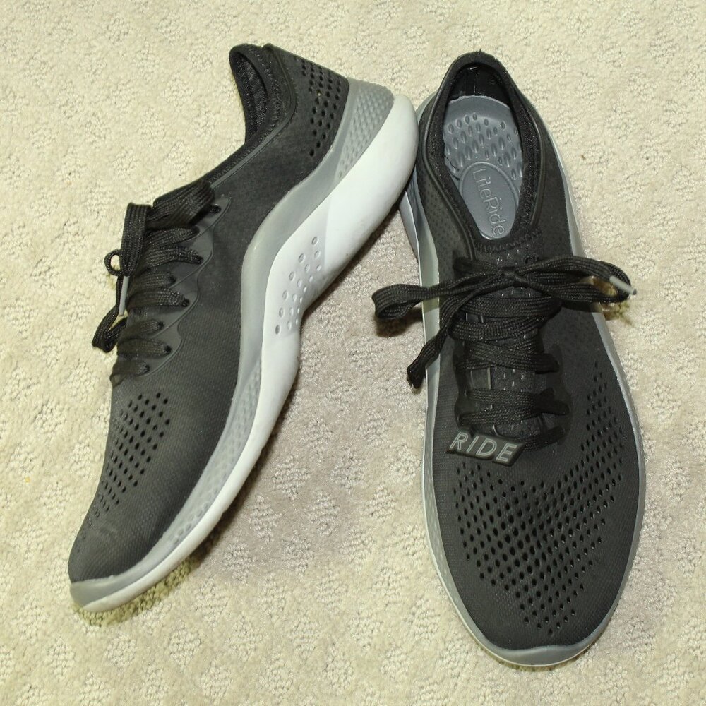 Crocs Mens Size 9 Literide 360 Pacer 206715 Black Casual Shoes Sneakers